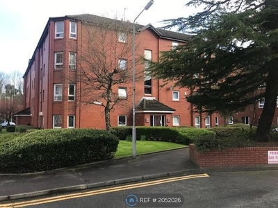 Flat to rent in Holmlea Road, Glasgow G44