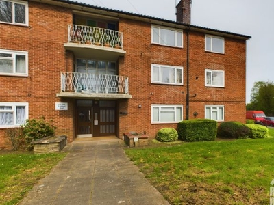 Flat to rent in Holyhead Road, Coventry CV5