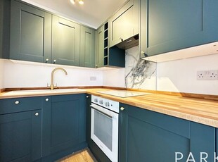 Flat to rent in Livingstone Road, Hove, East Sussex BN3