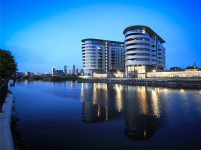 Flat to rent in Manchester Waters, Tower 2, 3 Pomona Strand, Old Trafford, Manchester M16