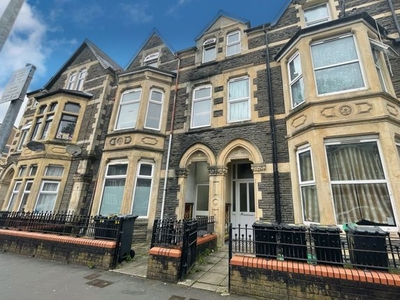 Flat to rent in Neville Street, Cardiff CF11