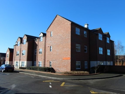 Flat to rent in Oakland Court, Moorgate, Tamworth, Staffordshire B79