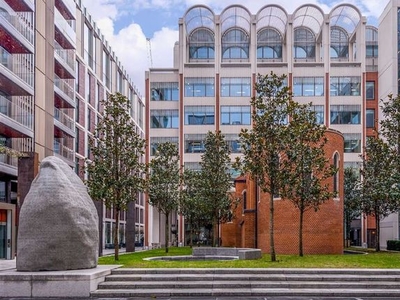 Flat to rent in Pearson Square, London W1T