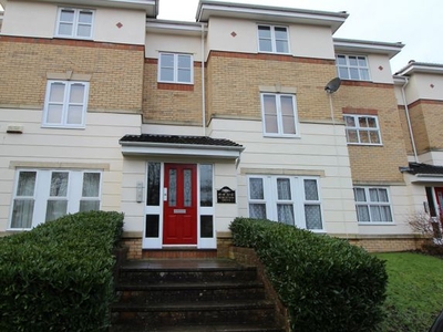 Flat to rent in Robertsons Drive, St Annes Park, Bristol BS4