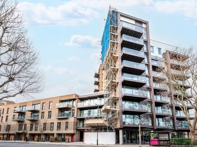Flat to rent in Rodney Road, Elephant And Castle, London SE17