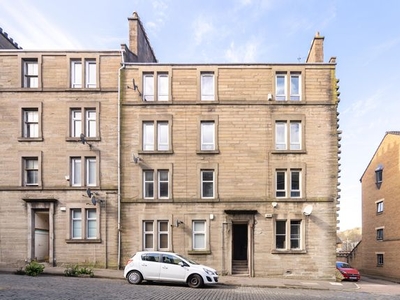 Flat to rent in Rosefield Street, Dundee DD1