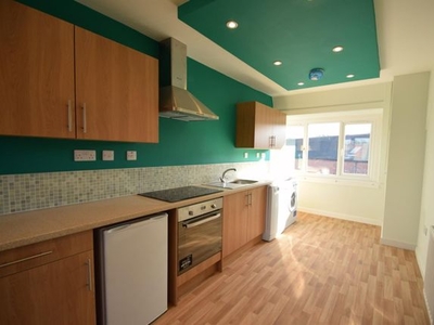 Flat to rent in Roxburgh Apartments, Whitley Bay NE26