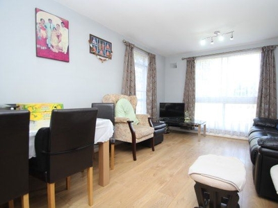 Flat to rent in Tavistock Road, Croydon CR0