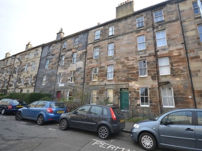 Flat to rent in West Newington Place, Newington, Edinburgh EH9