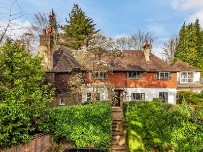 Link-detached house for sale in Brassey Road, Oxted RH8
