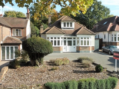 Luxury 4 bedroom Detached House for sale in Chipstead, United Kingdom