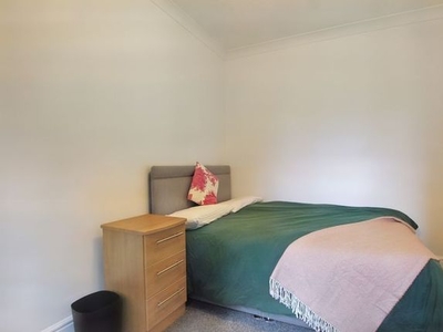 Room to rent in Tredworth Road, Tredworth, Gloucester GL1