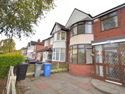 Semi-detached house to rent in Central Avenue, Sale M33