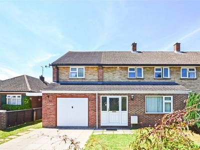 Semi-detached house to rent in Harding Way, Cambridge CB4