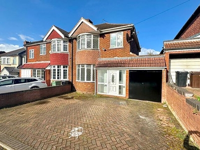 Semi-detached house to rent in Lambert Road, Fallings Park, Wolverhampton WV10