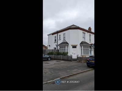 Semi-detached house to rent in Springfield Road, Kings Heath, Birmingham B14