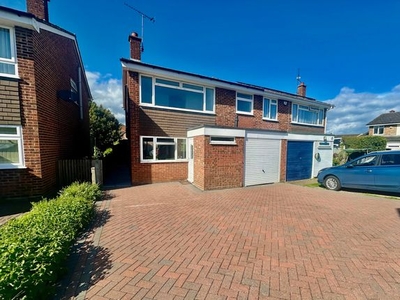 Semi-detached house to rent in Vaughan Close, Rayne, Braintree CM77