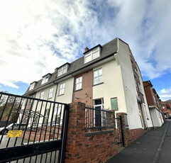 Studio Apartment For Sale In 22 Lovell Park Hill, Leeds