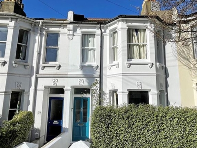 Terraced house for sale in Chester Terrace, Brighton BN1