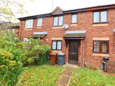 Terraced house to rent in Aycliffe Road, Borehamwood WD6