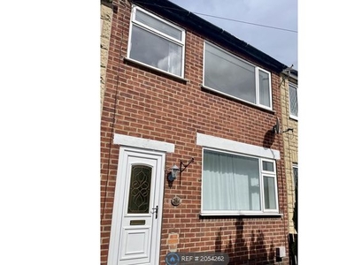 Terraced house to rent in Barleyhill Road, Garforth, Leeds LS25