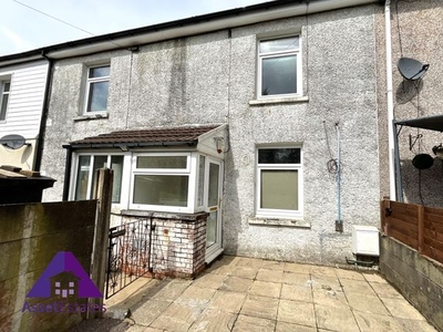 Terraced house to rent in Blaina, Abertillery NP13