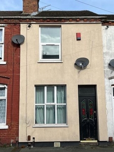 Terraced house to rent in Bright Street, Wolverhampton WV1