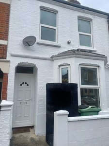 Terraced house to rent in East Avenue, Oxford, Oxfordshire OX4