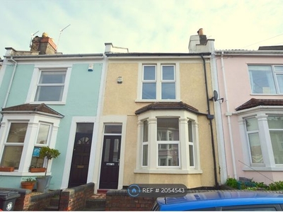 Terraced house to rent in Friezewood Road, Bristol BS3