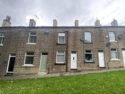 Terraced house to rent in Marion Street, Bingley BD16