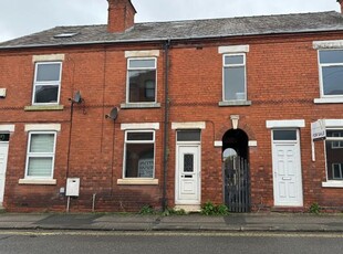 Terraced house to rent in Old Hall Road, Brampton, Chesterfield S40
