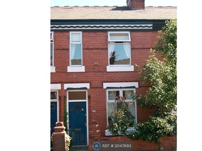 Terraced house to rent in Thornton Road, Manchester M14