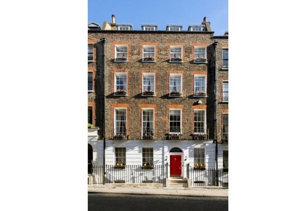 Town house for sale in Craven Street, London WC2N