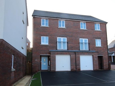 Town house to rent in Jordan Drive, Tithe Barn, Exeter EX1