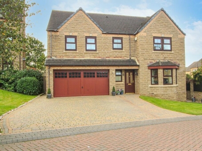 5 bedroom detached house for sale in St Peters Heights, Edlington, Doncaster, DN12