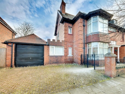 7 bedroom detached house for sale in Wingrove Road, Fenham, Newcastle Upon Tyne, NE4