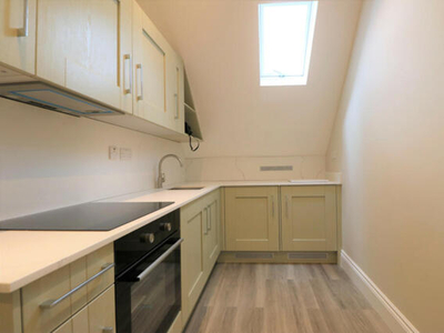 1 Bedroom Apartment For Rent In Hainault, Essex