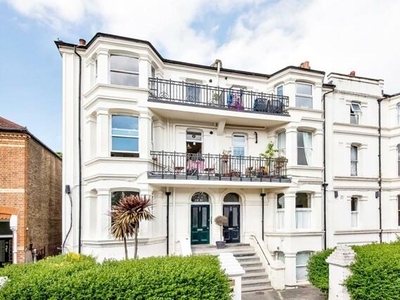 1 Bedroom Apartment For Sale In Dulwich, London