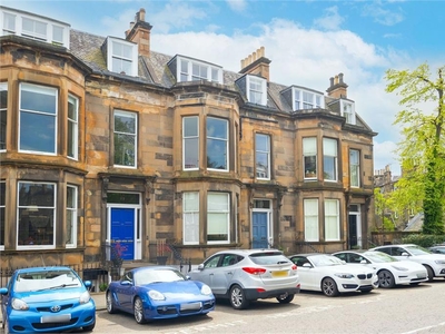 2 bed garden flat for sale in West End