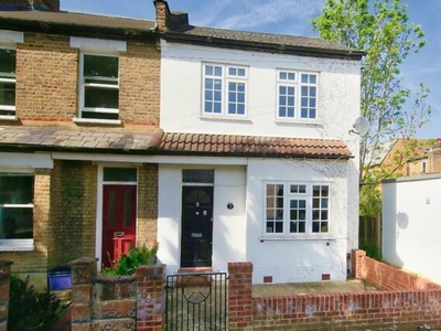 2 Bedroom End Of Terrace House For Rent In Raynes Park
