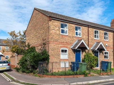 2 Bedroom End Of Terrace House For Sale In Oxford