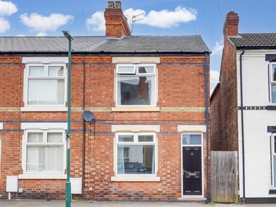 2 Bedroom Town House For Sale In Mapperley, Nottinghamshire