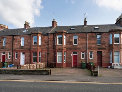 3 bed double upper flat for sale in Musselburgh