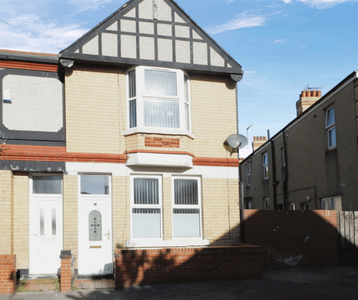 3 Bedroom End Of Terrace House For Sale In Rhyl, Denbighshire