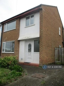 3 Bedroom Semi-detached House For Rent In Heswall, Wirral