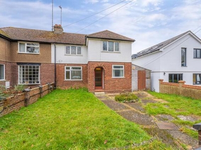 3 Bedroom Semi-detached House For Sale In St. Albans, Hertfordshire