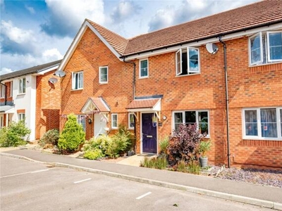 3 Bedroom Terraced House For Sale In Farnborough, Hampshire