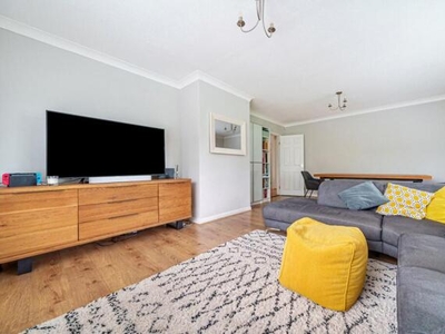 4 Bedroom Detached House For Rent In Rowledge, Farnham