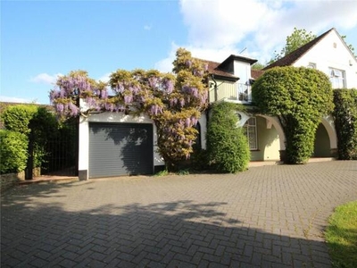 4 Bedroom Detached House For Sale In Ringwood, Hampshire