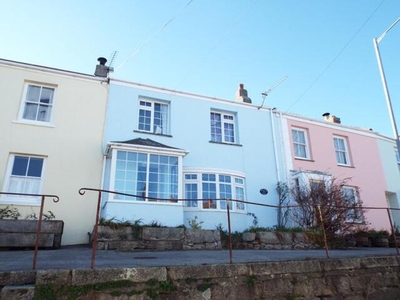 4 Bedroom Flat For Rent In Falmouth